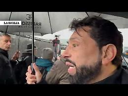 Crans Montana, familiari delle vittime aggrediscono i Moretti all'arrivo all'interrogatorio: il video
