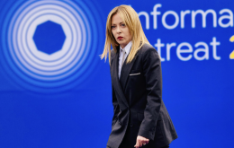 Meloni ad Addis Abeba, due giorni-chiave: il Piano Mattei mette il piede sull&rsquo;acceleratore tra Italia, Unione Africana e i nuovi 14 Paesi focus