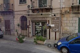 L'assalto del commando, l'aggressione al gioielliere e il colpo di pistola: tentata rapina alla gioielleria Gama Trading di Palermo