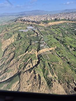 Procura e periti sopra il gran canyon siciliano: ecco cosa sta accadendo a Niscemi e gli immediati interventi