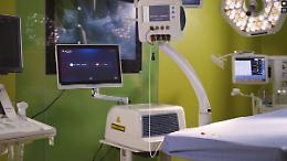 Il trapianto di cuore, in bilico, per il bimbo di Napoli in un pasticcio tutto italiano: pareri contrastanti e speranza appesa al filo