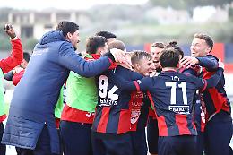 Il Modica calcio caccia l'urlo in gola: il palo a tempo scaduto nega la vittoria