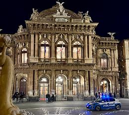 Movida sicura a Catania: i controlli interforze tra piazza Bellini e via Etnea con 9 parcheggiatori sanzionati