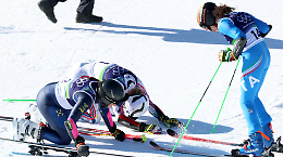 Ancora un oro per Federica Brignone: l'inchino delle rivali al suo cospetto. Ottavo posto per Goggia