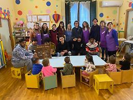 Ragazzi scalzi in tour, ecco come si fa intercultura nelle scuole di Ragusa