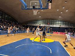 La SuperConveniente Ragusa doppia Molfetta nel terzo quarto e si impone alla distanza