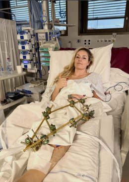 Lutto per la sciatrice Lindsey Vonn proprio il giorno dopo la rovinosa caduta