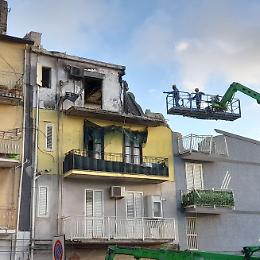 Il dramma di via Carso: raccolta fondi per i coniugi ustionati rimasti senza nulla