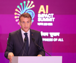 Macron rimprovera Meloni: &laquo;Che ognuno resti a casa sua&raquo; 