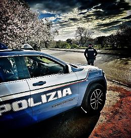 Il proprietario della palestra vede il ladro sullo smartphone e chiama il 112: colpo sventato