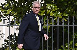 Perch&eacute; il caso Andrea pu&ograve; cambiare la monarchia inglese: ora si studia una legge che lo cancelli dalla successione