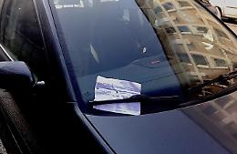 "Spendiamo un patrimonio per notificare le contravvenzioni: si cambi metodo"