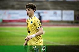 Pisciotta mette le ali allo Sciacca: doppietta da urlo e colpo play-off in casa Folgore