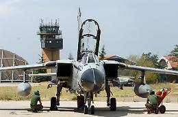 &laquo;Spariti 2.500 pezzi di Tornado e C-130 per un valore di 17 milioni finiti in Sudamerica&raquo;, indagati generali e imprenditori