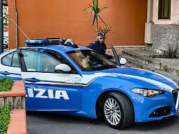 Adrano, rapinatore-ladro mascherato ha approfittato del Carnevale per mettere a segno tre colpi 