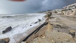 Emergenza ambientale: rotta la condotta fognaria, spiagge e turismo a rischio