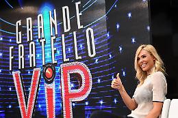 Cesara Buonamici e Selvaggia Lucarelli, il tandem che pu&ograve; riscrivere il GF Vip: perch&eacute; questa scelta &egrave; un messaggio (anche) a Milly Carlucci