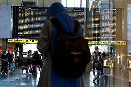 Aerei e treni, due giorni che mettono alla prova l&rsquo;Italia in viaggio