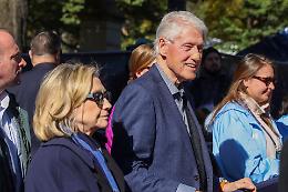 Bill Clinton (a sorpresa) "scagiona" Trump sugli Epstein Files: &laquo;Mai avuto sentore dei crimini&raquo;