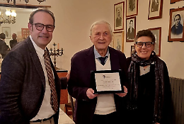 Santa Croce, consegnata una targa alla carriera all'architetto Giuseppe Miccich&eacute;