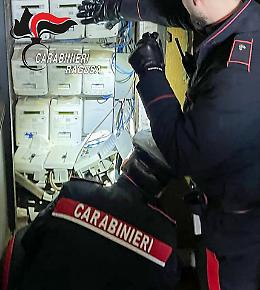 Modica, gestiva una lavanderia rubando energia elettrica: furto da 50mila euro