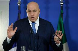 Attacco alla base di Al Salem: Crosetto rassicura, velivolo perso ma i militari sono al sicuro