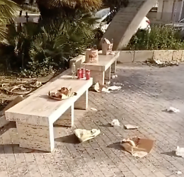 Marina di Ragusa diventa una pattumiera nel fine settimana, l'indignazione del sindaco Cass&igrave;