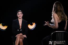 Belen vuole diventare italiana: l'esame che nessuno si aspettava