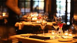 Lavoratori in nero in due ristoranti di Scoglitti: chiusi dai carabinieri del Nil