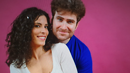 Amore in bilico: i Casa Abis portano "Ancora in 2" sul palco