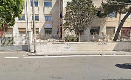 Incendio in capannone abbandonato a Catania: chiuso oggi per precauzione il plesso di via Plaia dell'istituto comprensivo Dusmet Doria