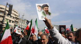 &ldquo;Non sono pronto a un accordo&rdquo;: Trump alza l&rsquo;asticella sul conflitto con l&rsquo;Iran mentre i Pasdaran minacciano Netanyahu e l&rsquo;Unifil finisce nel mirino