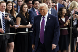 La guerra spacca i Maga e Trump assicura: &laquo;Finir&agrave; presto, non c'&egrave; pi&ugrave; niente da bombardare&raquo;