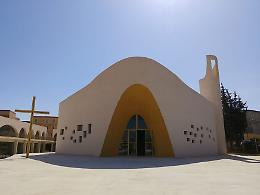 Un "cielo stellato" di luce e barocco contemporaneo: svelata la nuova chiesa Santa Barbara