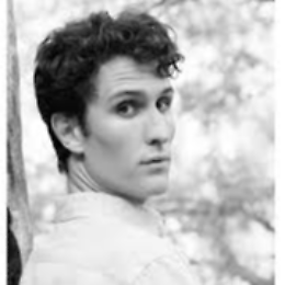 Ciao amore: le parole di Luigi Tenco rivivono con Carmelo Crisafulli a Contemporania Inscena