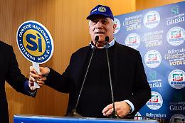 &laquo;Se fosse vivo Berlusconi...&raquo;, &laquo;Chi vota s&igrave; &egrave; antifascista&raquo;, &laquo;I miei amplessi intercettati&raquo;: la convention di Forza Italia per il referendum