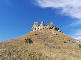 Il castello che scompare, grido d'allarme per Grassuliato