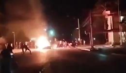 Cuba al buio e la folla assalta la sede del Partito comunista: il video di una sommossa senza precedenti