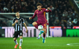 Notte di terrore a casa di Neil El Aynaoui: banditi armati chiudono la famiglia e fuggono con i gioielli