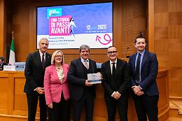 Palermo, cure per colite e Crohn: il centro del Villa Sofia-Cervello riceve una menzione di merito alla Camera dei deputati