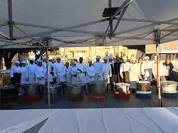 Il miracolo della tradizione: le scuole protagoniste delle tavolate di San Giuseppe