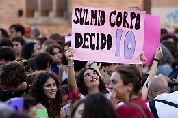 In Sicilia carenza di medici non obiettori e aumento delle interruzioni volontarie di gravidanza tra le minorenni