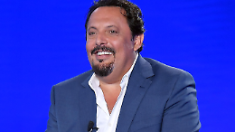 &laquo;Finch&eacute; racconto, lei &egrave; con me&raquo;: Brignano porta a Messina lo show dedicato a sua madre