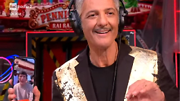 Giovanni Caccamo ospite da Fiorello per spiegare "The Ark of change"