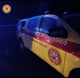 Due escursionisti non trovano il sentiero di ritorno sull'Etna: soccorsi con una motoslitta 