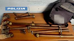 Ladro di ottone in azione in un palazzo in via Etnea: sorpreso in flagranza e denunciato 