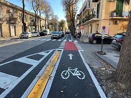 Piste ciclabili, ripartono i cantieri e la citt&agrave; si divide