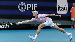 Sinner non sbaglia un colpo: Michelsen ko, Jannik vola ai quarti a Miami