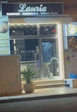 Troppi furti con spaccata, commercianti gelesi nel panico