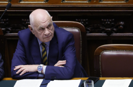 Dimissioni, si apre la "successione" in via Arenula: su quali nomi si punta per sostituire Delmastro e Bartolozzi